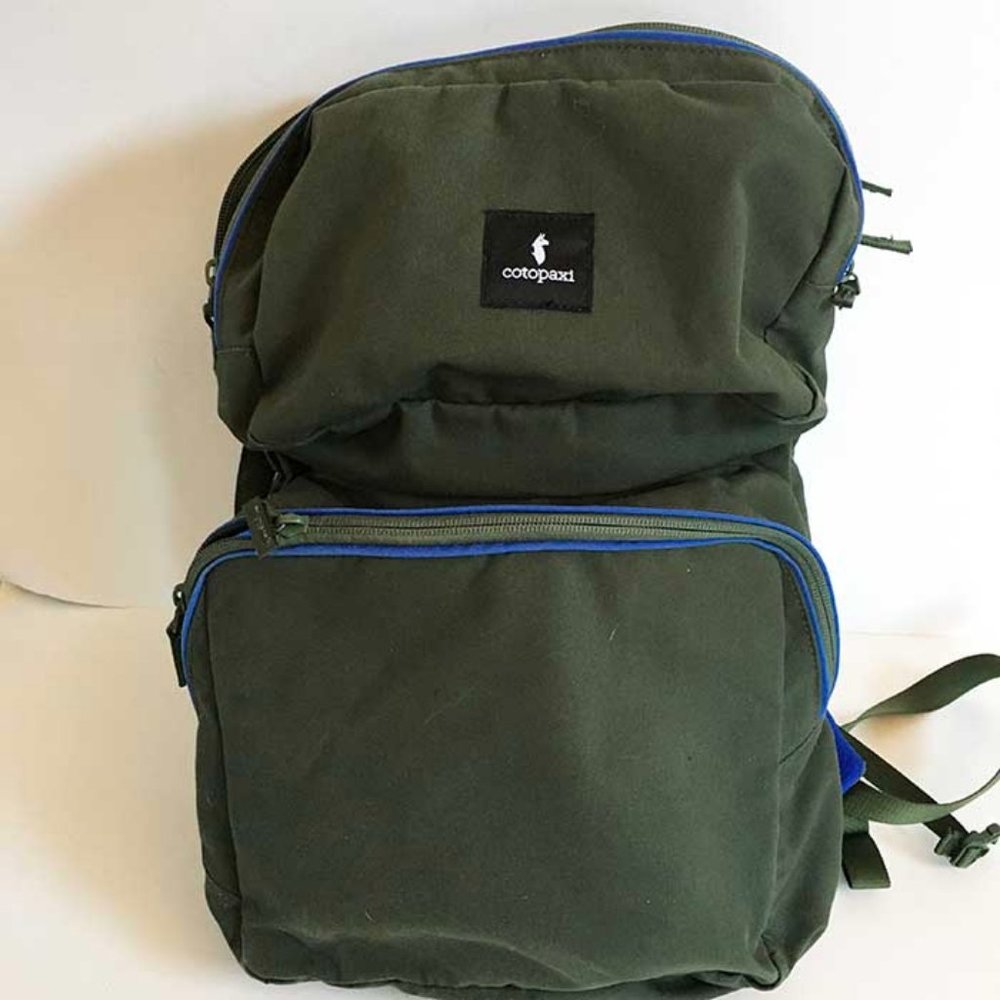 Cotopaxi green backpack unisex